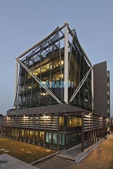 نمای استیل