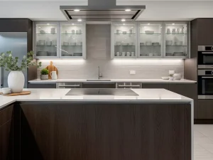 درب شیشه ای کابینت